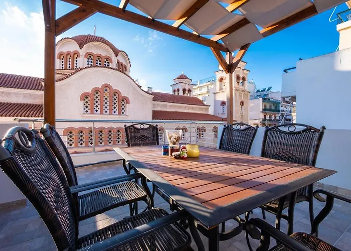 Joyfull Apartment In Piraeus